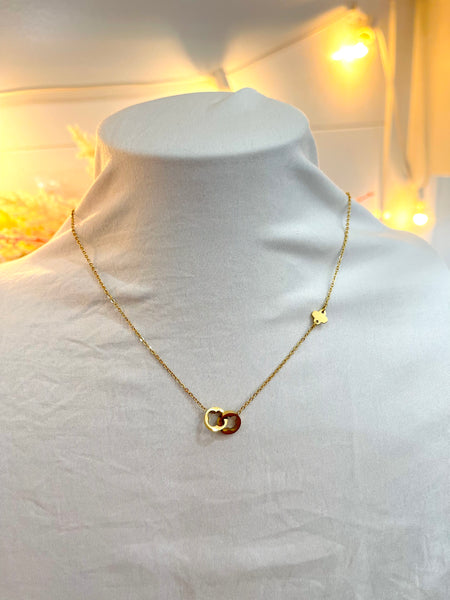Gold Overlap Necklace